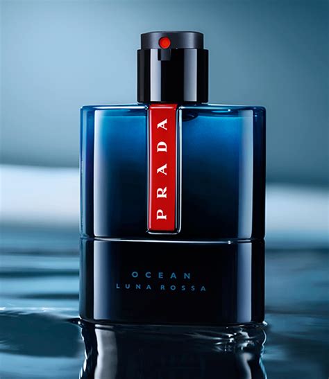 prada luna rossa ocean aftershave.